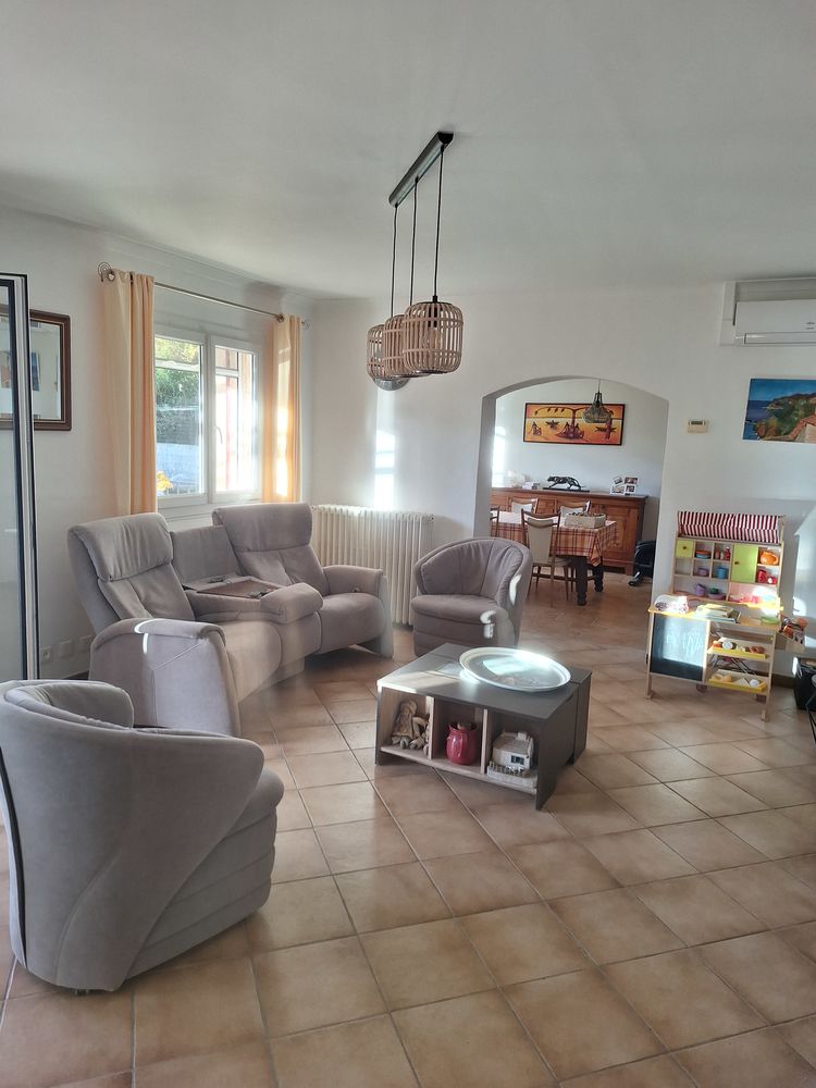 Villa 5 pièces - 107 m² - ST GEINES DE MALGOIRES