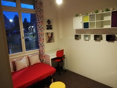 ST LEU / CITADELLE CHAMBRE MEUBLEE