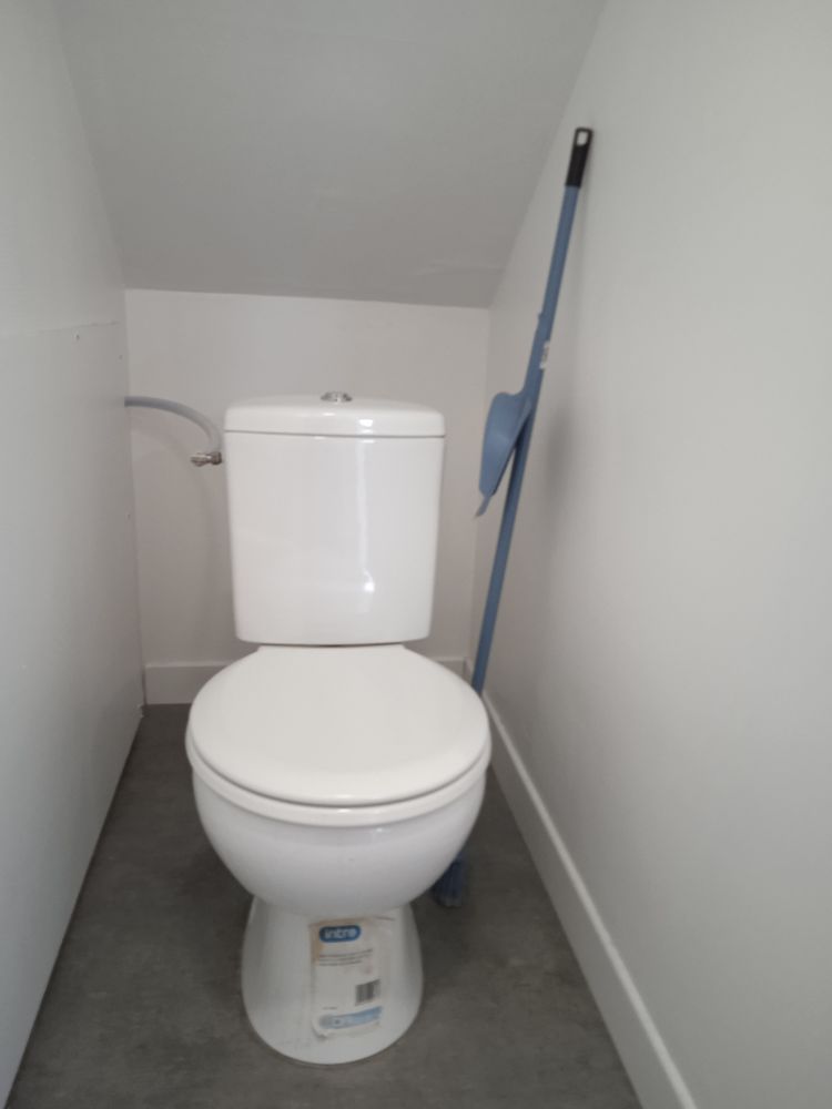 ST LEU / CITADELLE CHAMBRE MEUBLEE