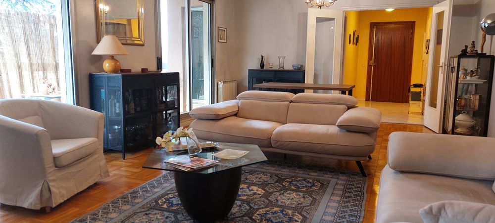 Appartement T 5 avec Terrasse Sud ouest Tassin la Demi lune