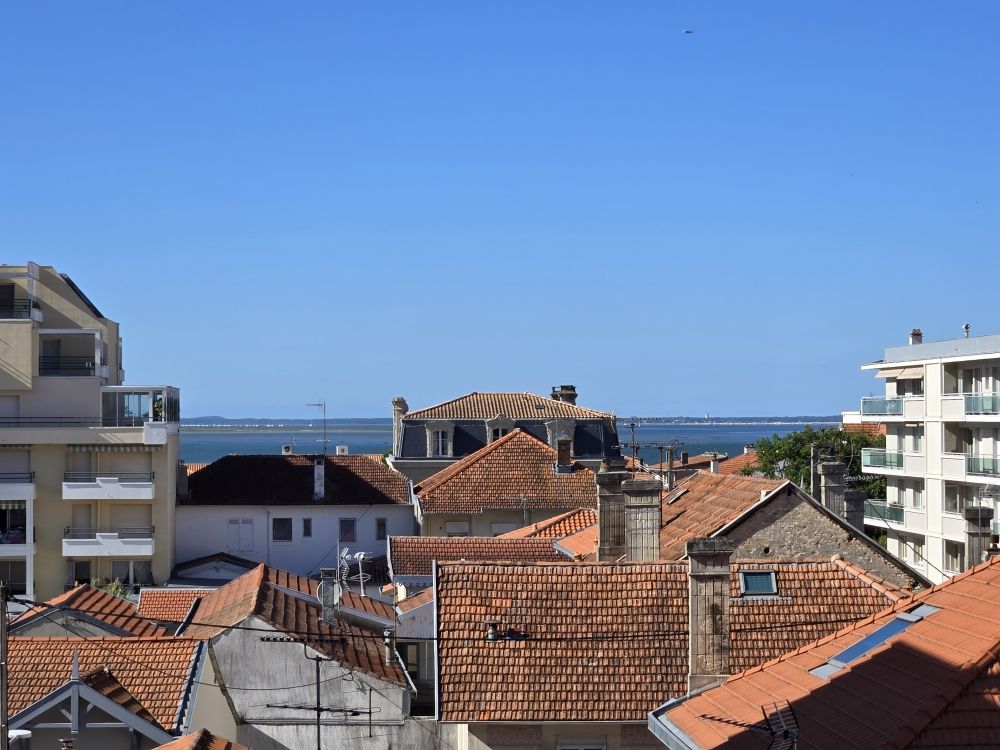Rare Arcachon CV Studio traversant dernier étage 2 terrasses