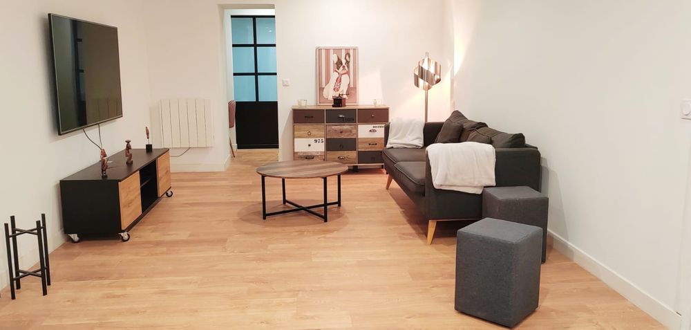 GIGNAC CENTRE- MAISON DE VILLAGE 105M² + ESPACE VOUTE 45M²