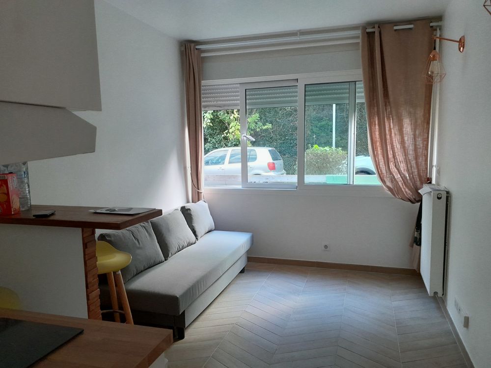 Studio meublé