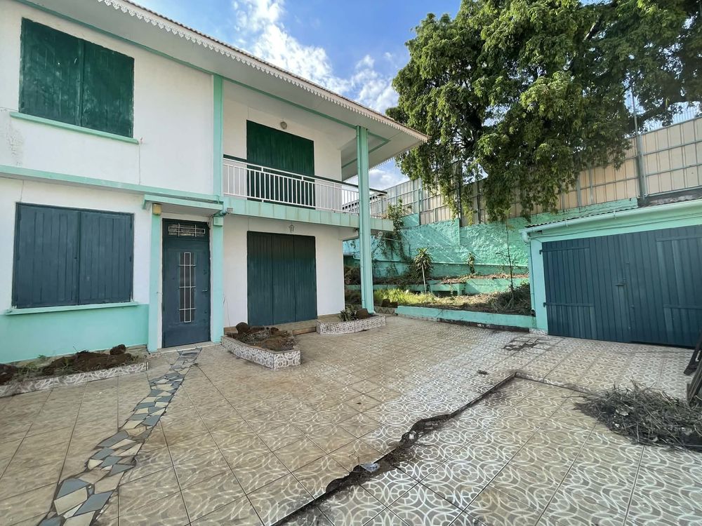 MAISON A LA REUNION ST PIERRE