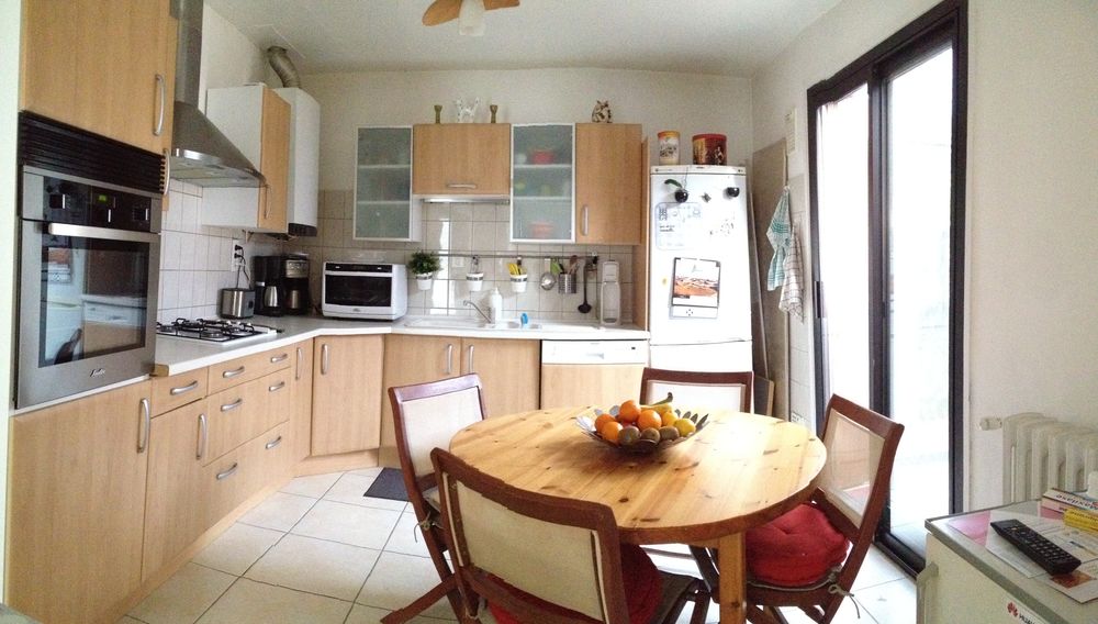 CASTELNAU-LE-LEZ - T4 renové 98m2 + véranda et balcon