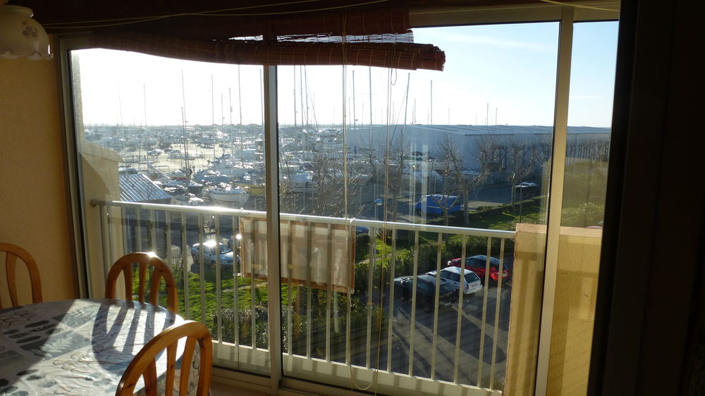 appart meublé T2 - 22 m2+ loggia fermée + parking privatif.