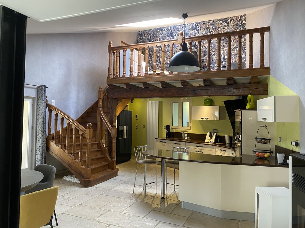 Maison à la campagne bourguignonne