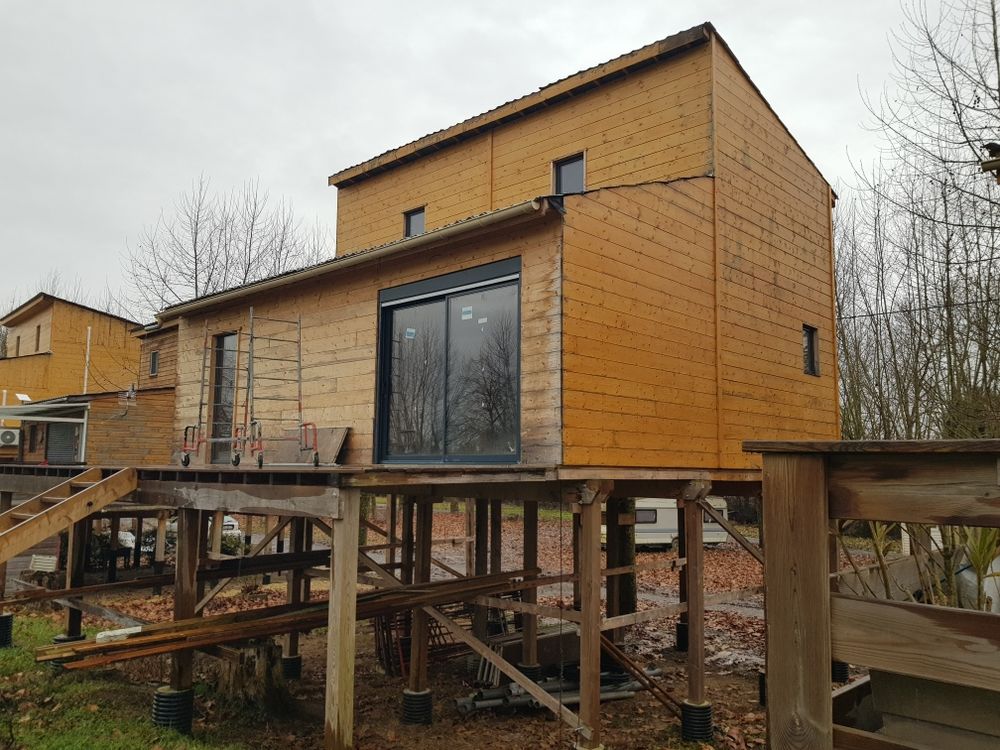 Chalet sur pilotis