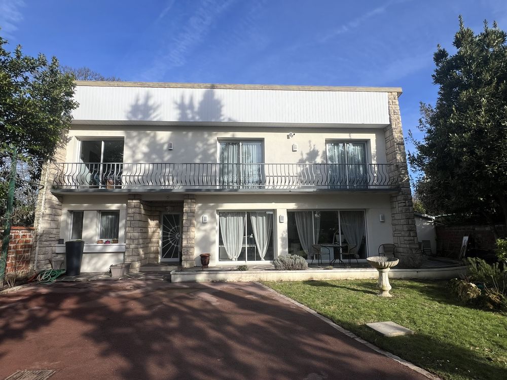 PROPRIÉTÉ DE CARACTÈRE 9 pièces ? VILLEMOISSON-SUR-ORGE
