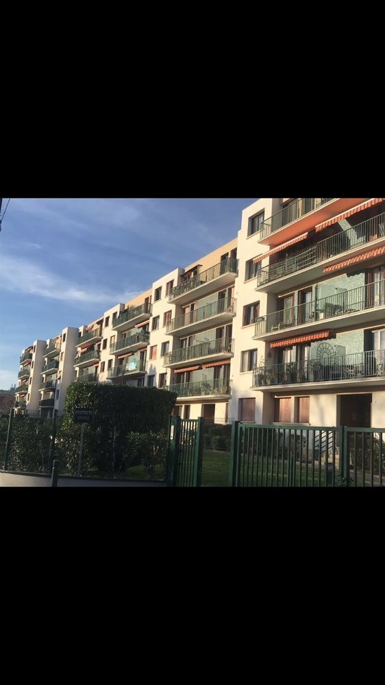 T3 quartier pavillonnaire balcon plein sud