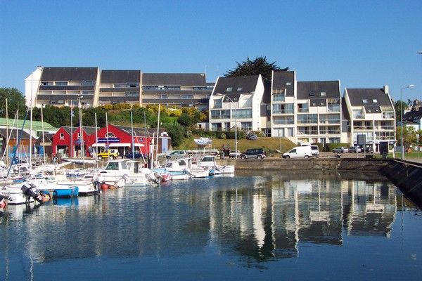 studio vue sur port plaisance à Douarnenez
