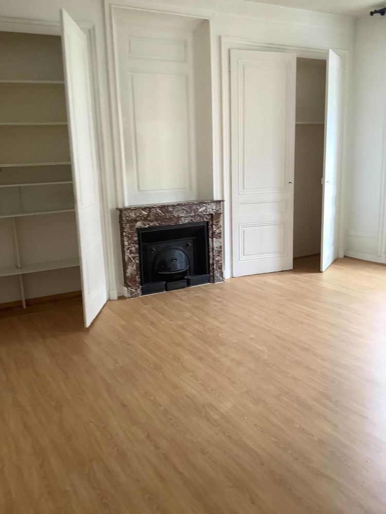 Bel F2 refait neuf cuisine équipée, 46m², Part Dieu Villette