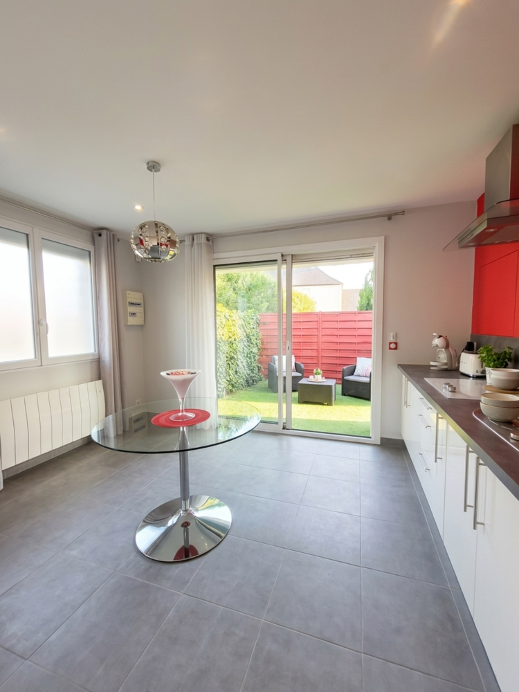 Maison individuelle rénovée 65 m² sur sous-sol