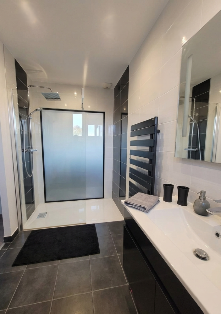 Maison individuelle rénovée 65 m² sur sous-sol