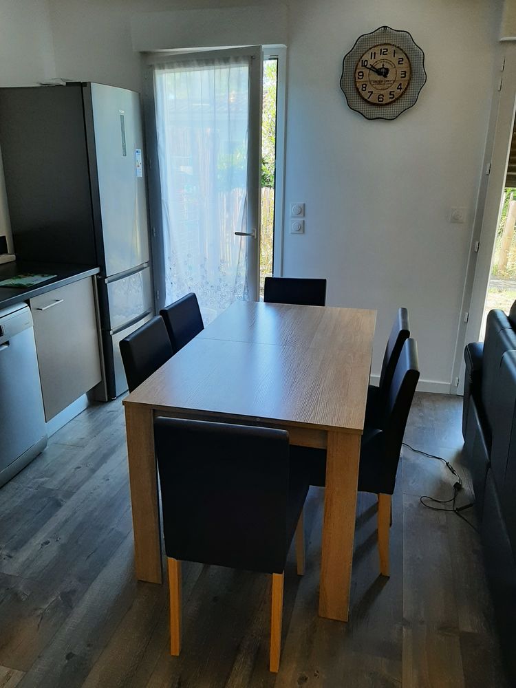 Maison 68 M2 R+1 Coeur de ville , proche commerces LA TESTE