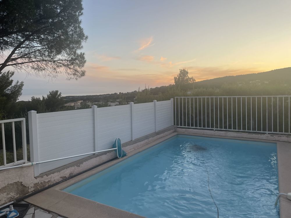 maison 4 chambres vue mer Bandol piscine