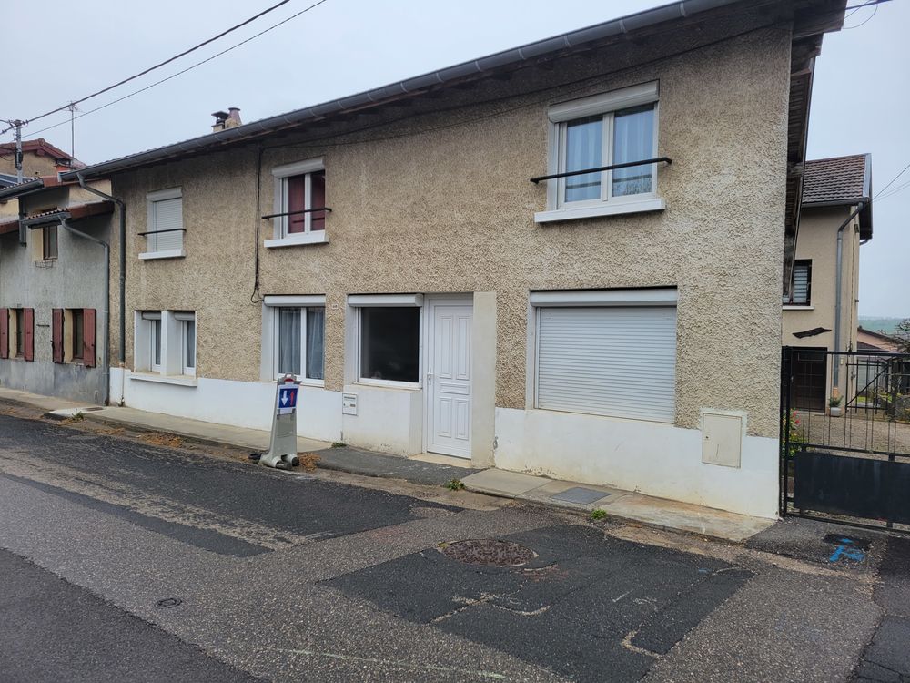 Charmante maison de village mitoyenne 160m² sur Loyes !