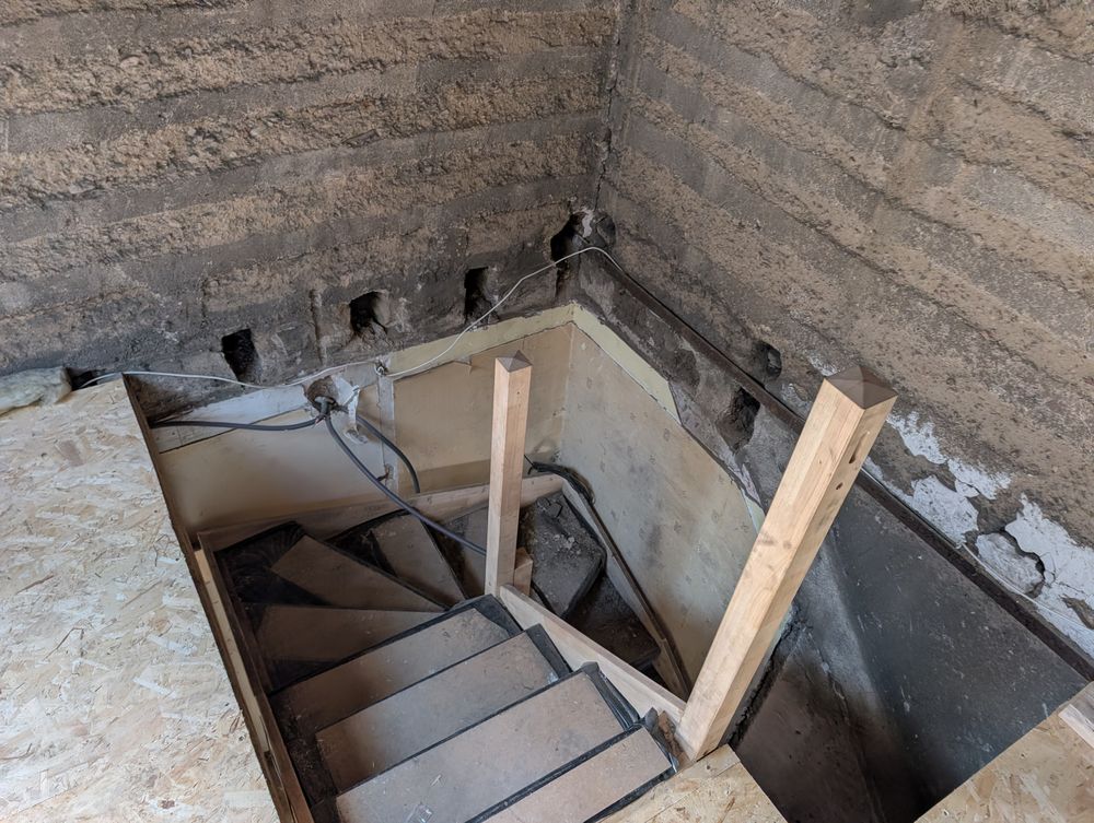 Combles à aménager de plus de 68m2