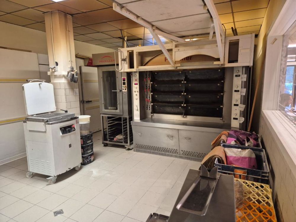 &Agrave; VENDRE ? BOULANGERIE-P&Acirc;TISSERIE ARTISANALE DE R&Eacute;F&Eacute;RENCE
899900 05100 Brian�on