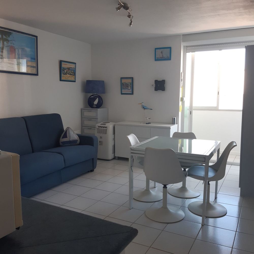 STUDIO MEUBLE 27.79 M2