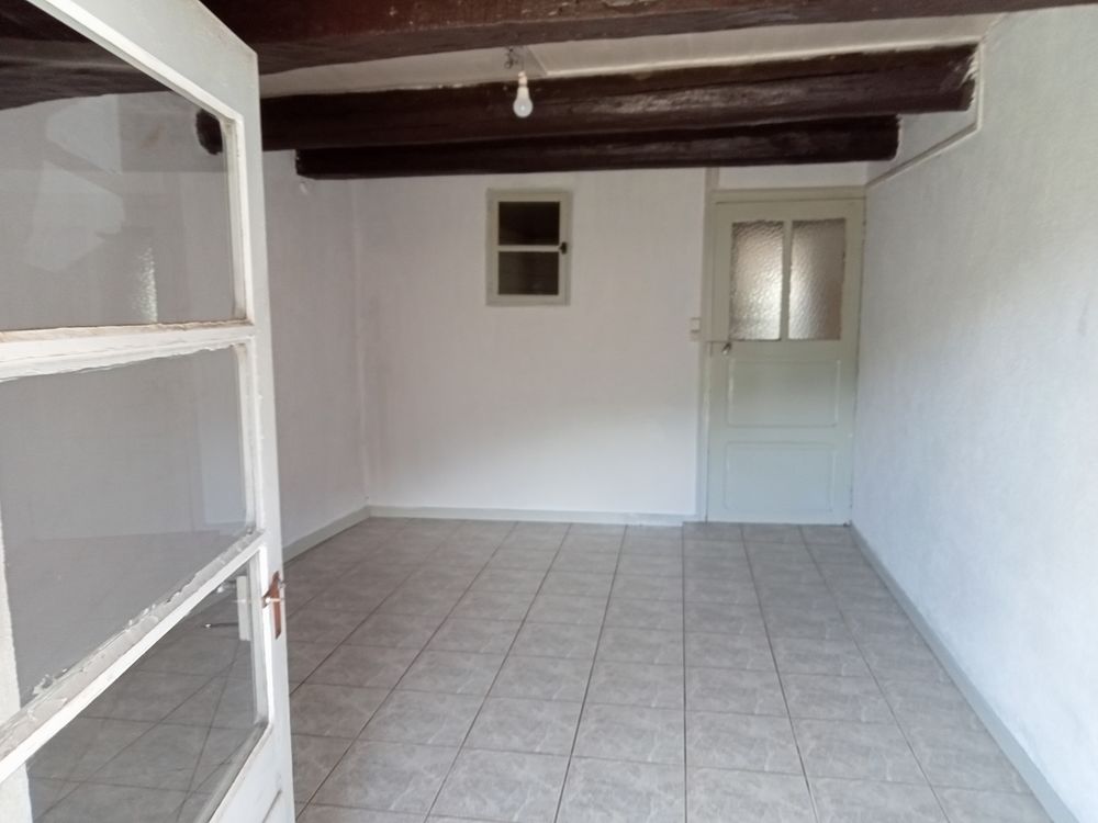 MAISON EN PIERRE AVEC TERRAIN 429M2-BURZET (HAMEAU SAUSSES)