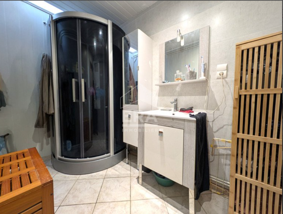 82 m2 jardin 150 m2 environ garage à proximité en