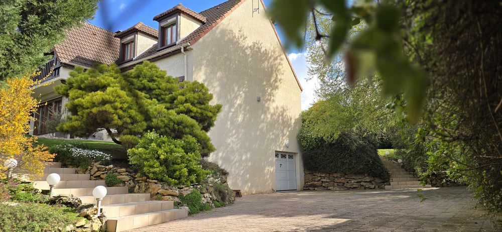 Maison 7P 253 m² utiles avec s/s sol + piscine