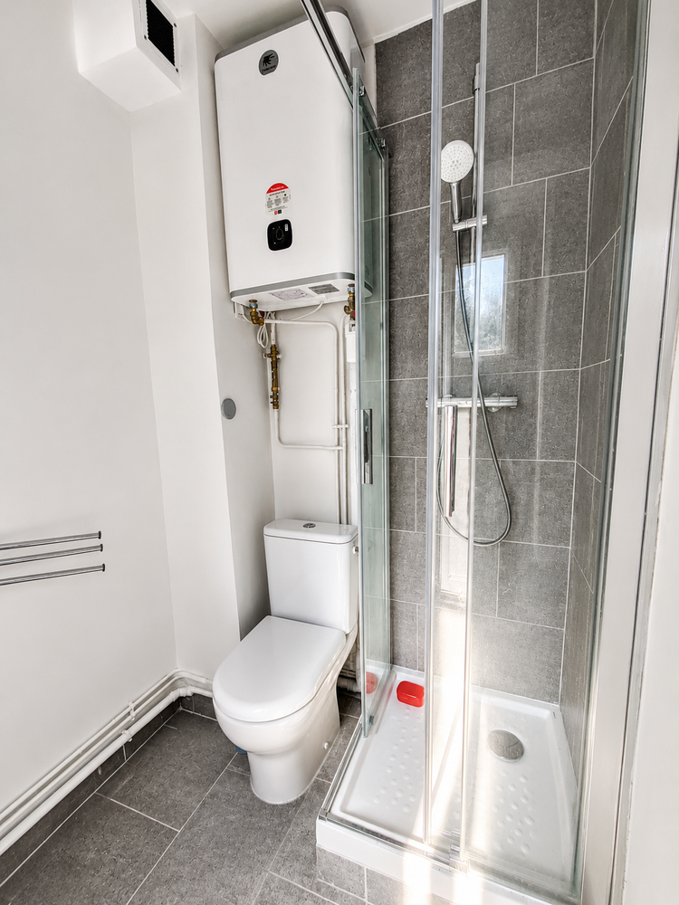 Studio decharme 26m2 dans un immeuble haussmannien classé.