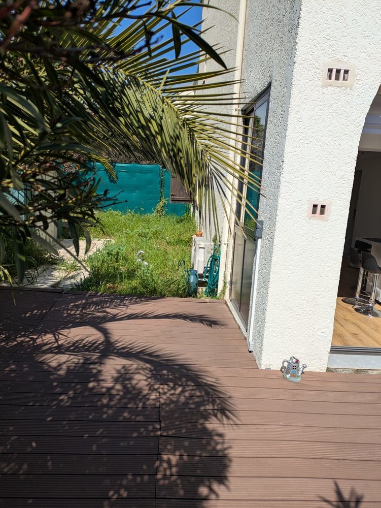 , agréable 2 pièces en rez-de-jardin,au calme.