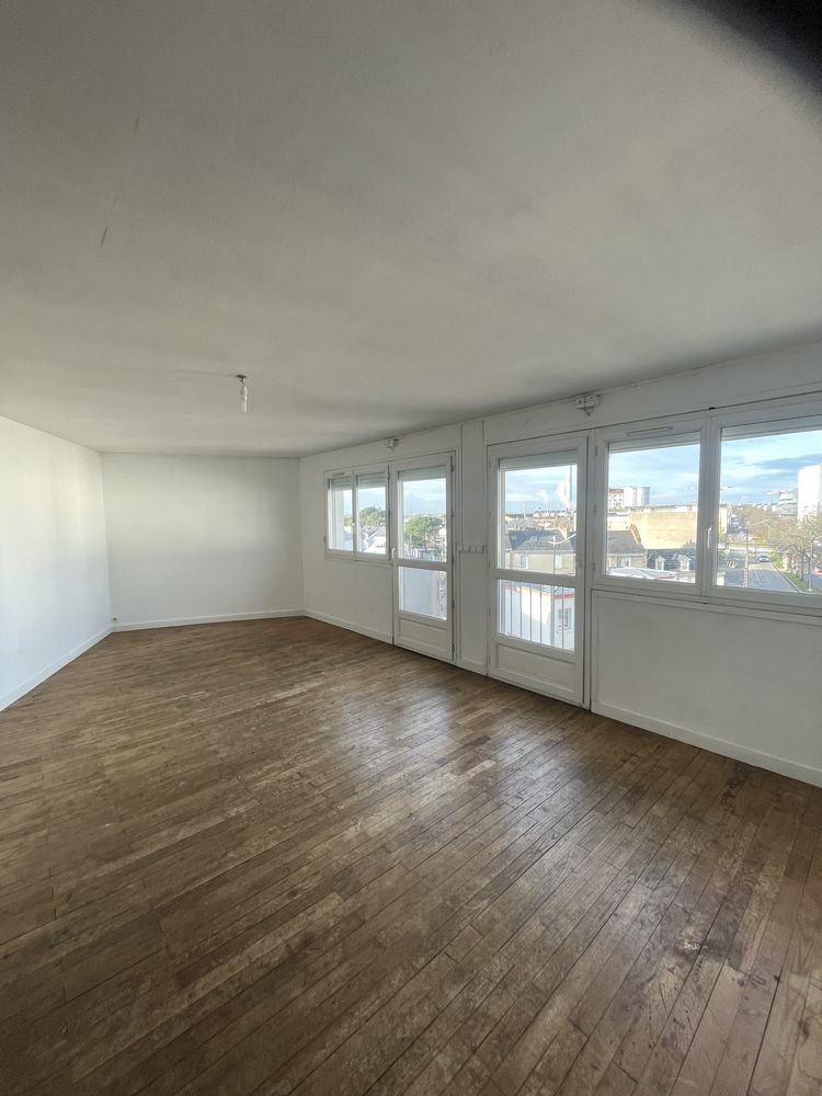 APPARTEMENT 4/5 PIÈCES À NANTES BEAULIEU - PIRMIL (44)