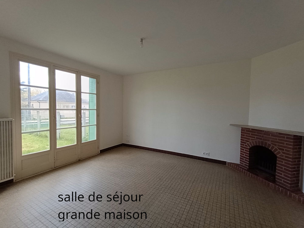 Lot de 2 maisons F4 et F1