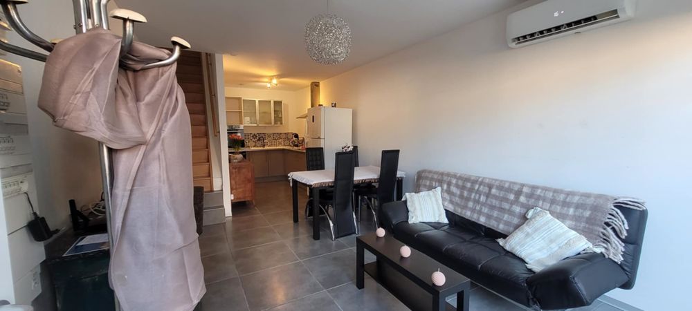 Maison avec extérieur à deux pas des remparts