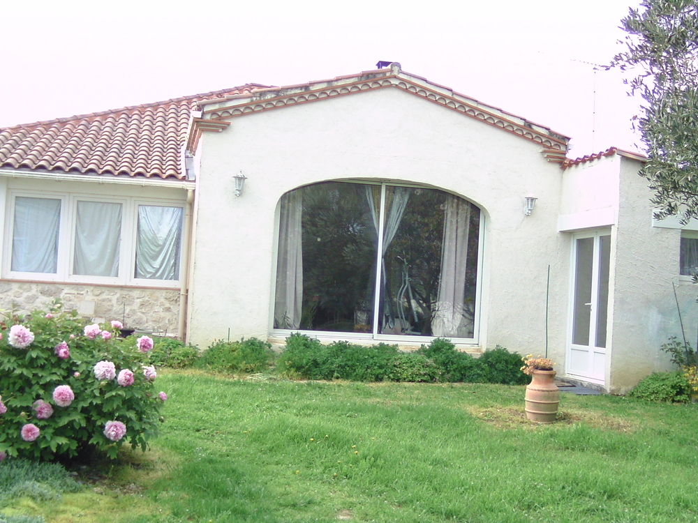 Maison en pierre plain pied