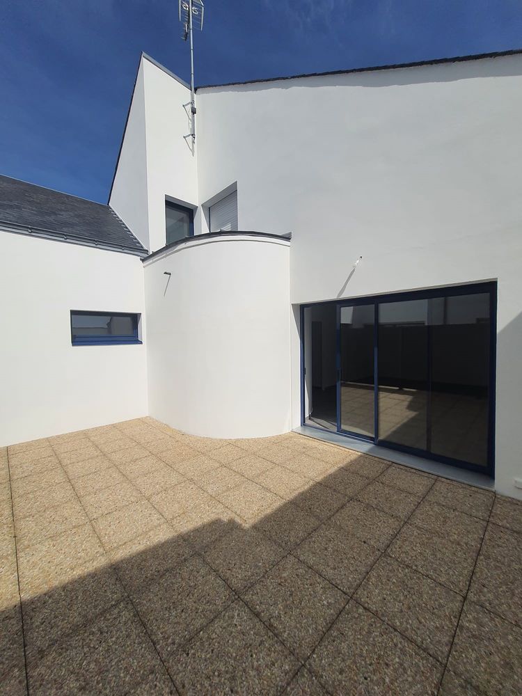 Hyper centre Challans ? Duplex 115 m² terrasse Garage 3 ch