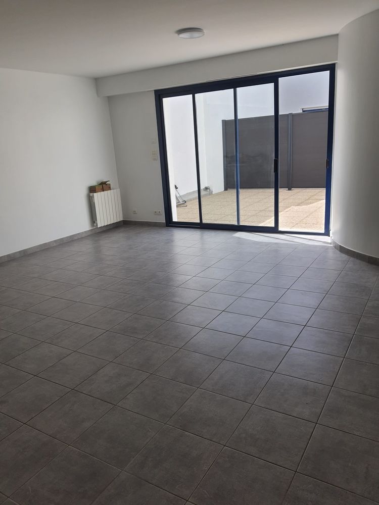 Hyper centre Challans ? Duplex 115 m² terrasse Garage 3 ch