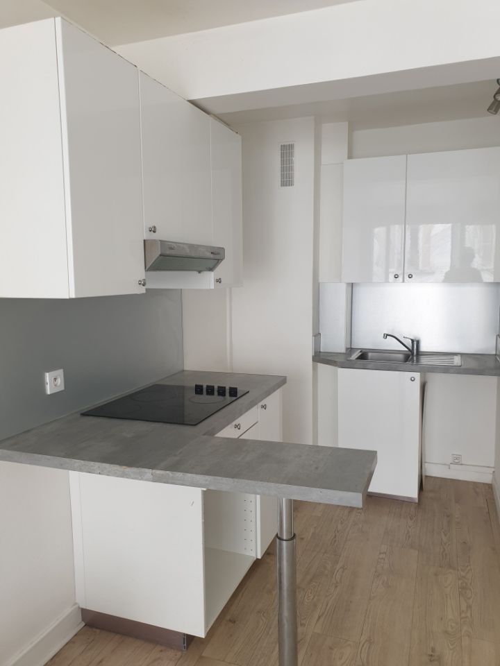 Saint-Mandé appartement type 2 (à proximité de Paris)
