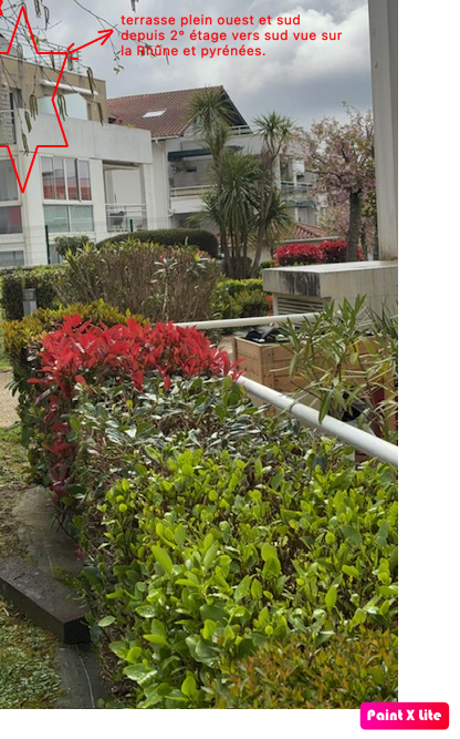 Apt T4 Angiet bien situé standing 2sdb 2wc 2park terrasse