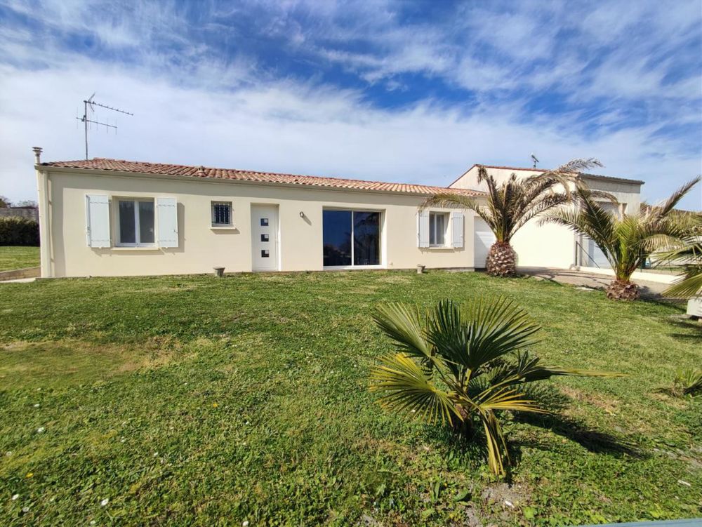 Maison plain-pied 3 chambres + piscine - Terrain 1 500m2