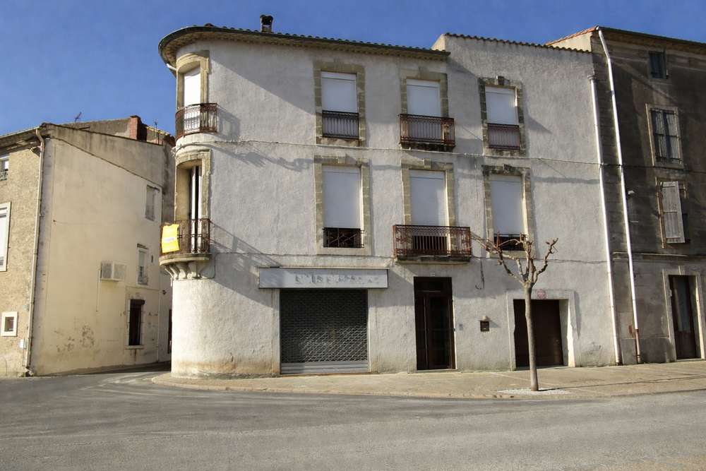 Maison de village avec local commercial et fort potentiel