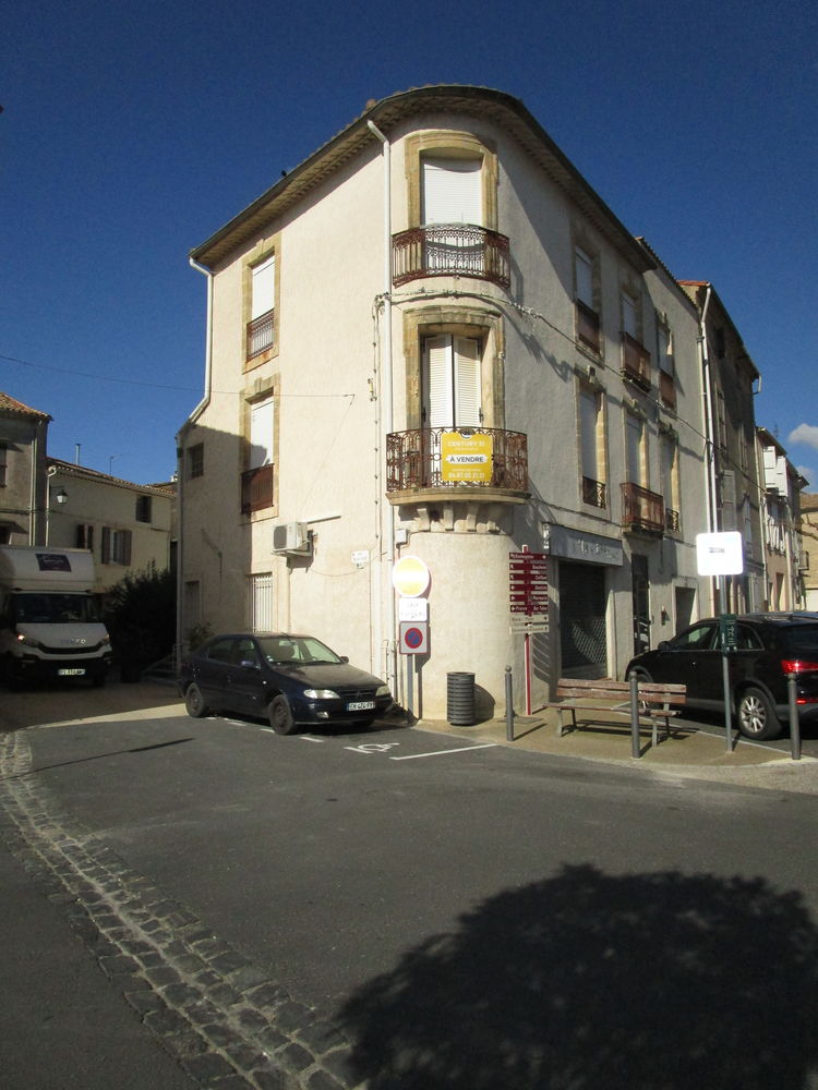 Maison de village avec local commercial et fort potentiel