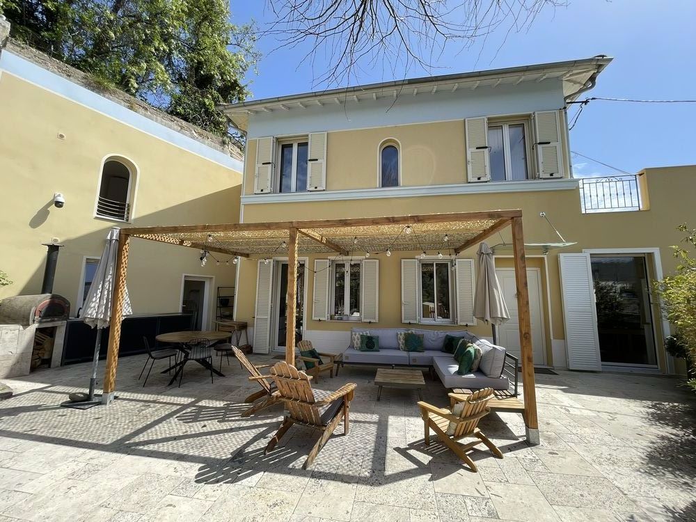 Maison 4 pièces 135m² 2 pièces indépendant 50m² piscine