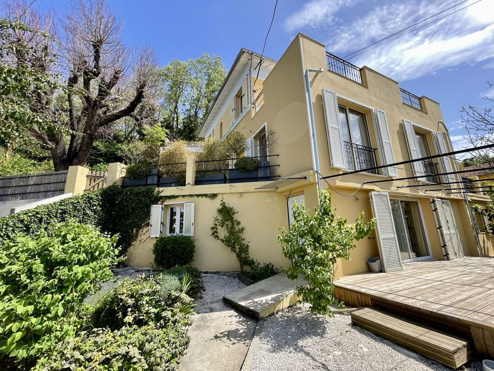 Maison 4 pièces 135m² 2 pièces indépendant 50m² piscine