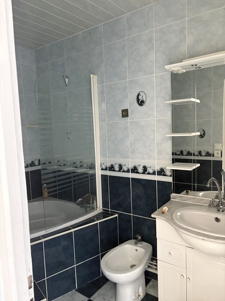 Apparemment salon et 3 chambres