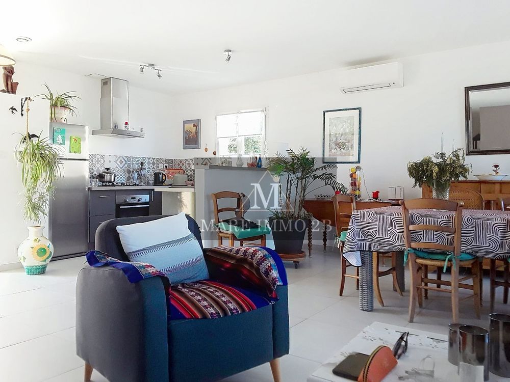 En Exclusivité : Superbe Maison avec Piscine et Dépendance