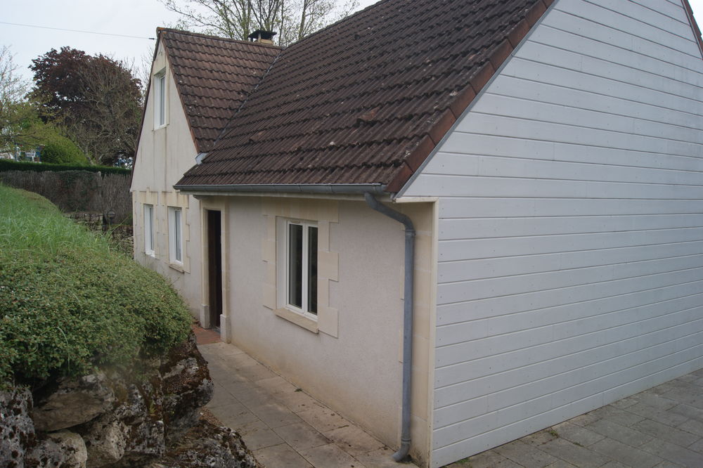 Propriété de 160 m2 avec locatif de 59 m2