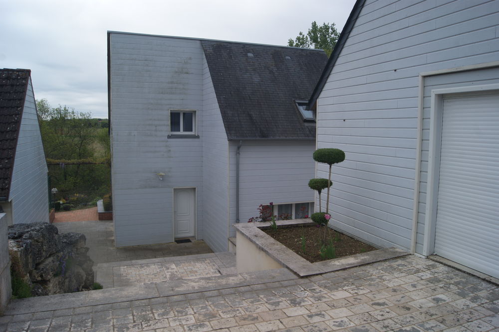 Propriété de 160 m2 avec locatif de 59 m2