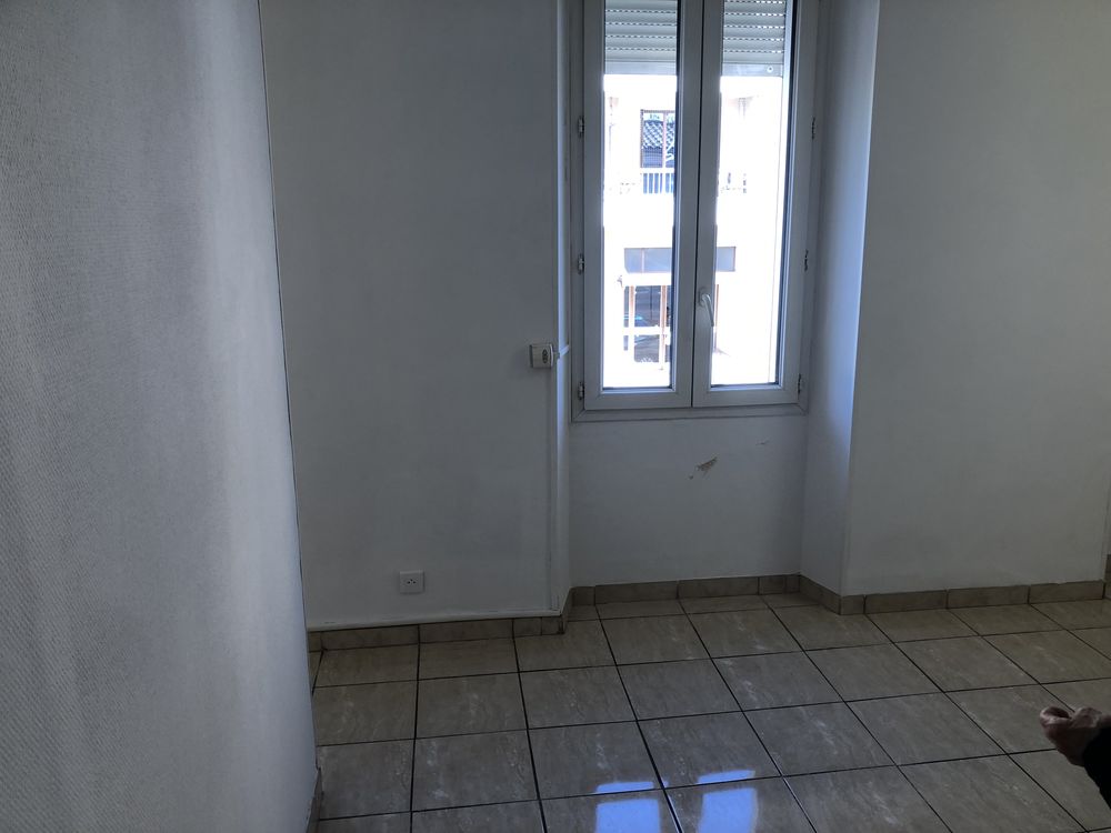 STUDIO COEUR CABOT 13009 MARSEILLE