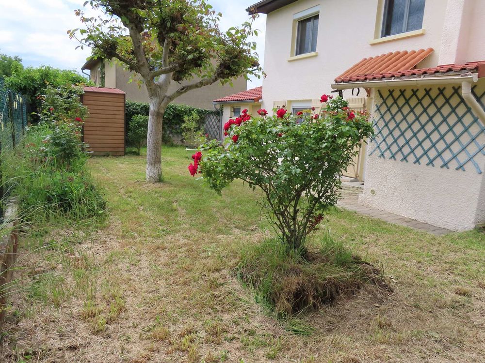 Appartement en rez de jardin de 85m² / garage attenant