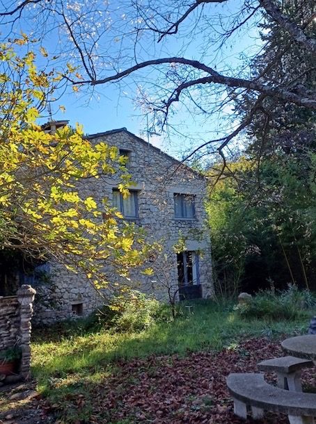 Maison+studio sur terrain arboré sans vis-à-vis exceptionnel