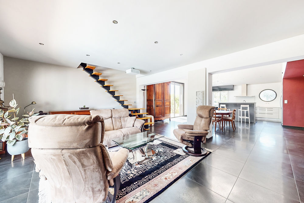 Villa contemporaine 181m² - piscine, prestations d'exception